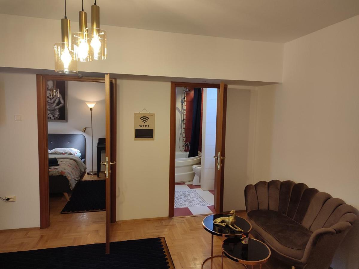 Historic Center Residence 2 بوخارست المظهر الخارجي الصورة